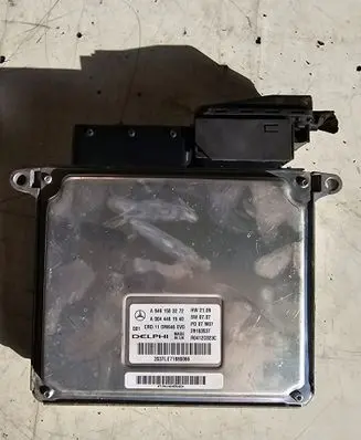 Mercedes-Benz E W211 Engine control unit/module A6461503272