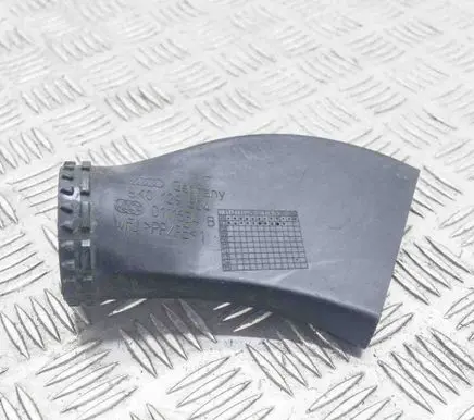 Audi A5 8T 8F Air intake duct part 8K0129604