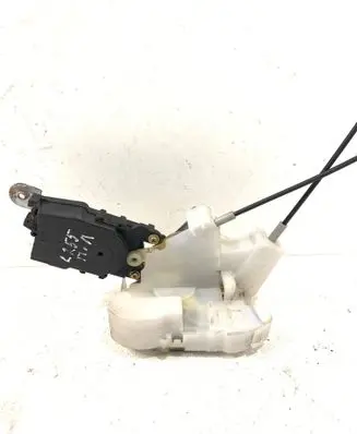 Subaru Forester SG Front door lock
