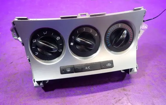 Interior fan control switch