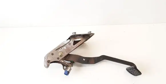 Toyota RAV 4 (XA20) Brake pedal