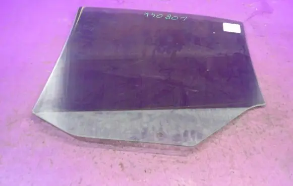 Seat Toledo II (1M) Front door window glass four-door