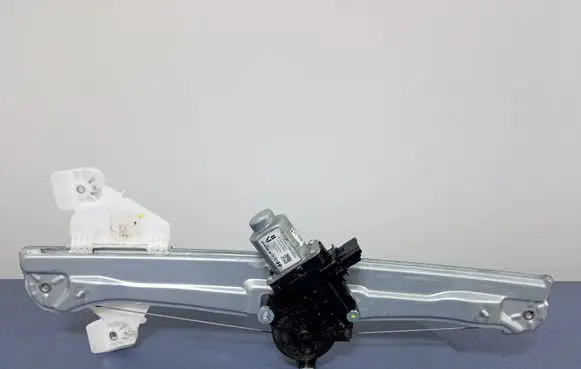 Hyundai Tucson IV NX4 Front door window regulator with motor