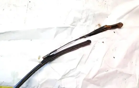 Skoda Superb B5 (3U) Front wiper blade arm 3b1955409c