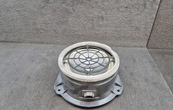 Audi Q7 4M Rear door speaker 4M0035411