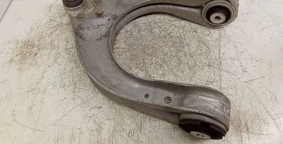 Front lower control arm/wishbone