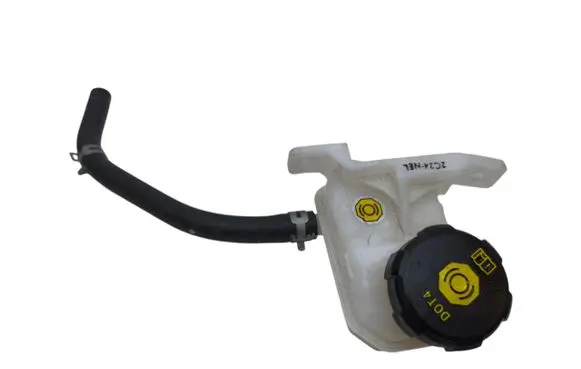 Hyundai Ioniq 5 Brake fluid reservoir 2C24NEL