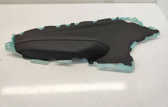 Chevrolet Camaro Front door card panel trim BBS55554 L0247561AD05 AC210803053604