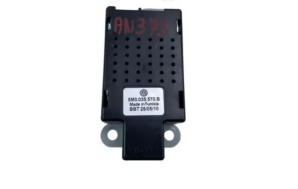 Volkswagen Golf VI Aerial antenna amplifier 5M0035570B