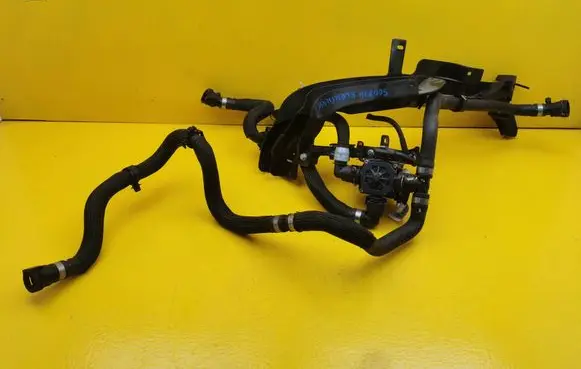 Peugeot 5008 II Electric auxiliary coolant/water pump 9848075880