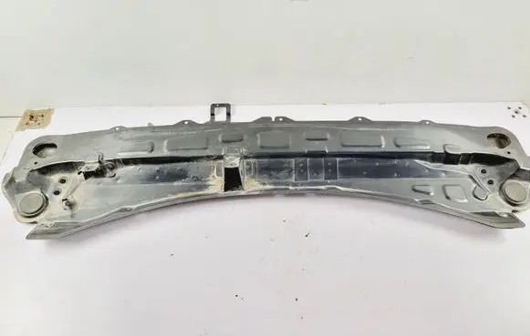 Nissan Pathfinder R52 Wiper trim