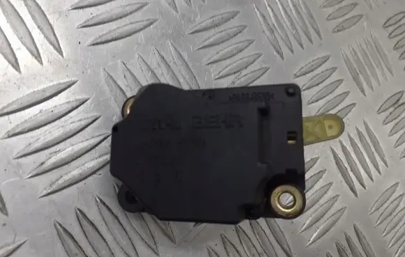 Volvo S80 A/C air flow flap actuator/motor 74932