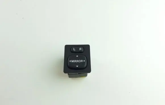 Wing mirror switch