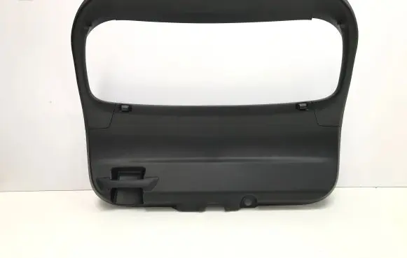 Opel Mokka B Tailgate/boot lid cover trim 9835352180