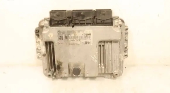 Ford Focus Engine control unit/module ECU 0281010701