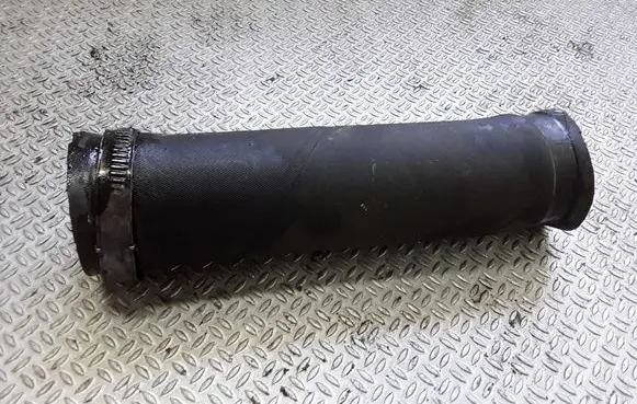 Nissan X-Trail T30 Intercooler hose/pipe