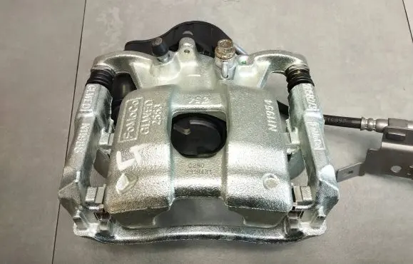 Volkswagen Amarok II Rear brake caliper
