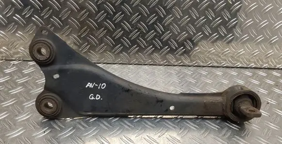 Toyota Avensis T270 Rear upper control arm/wishbone