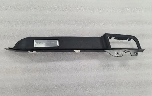 Ford Mustang VI Other parcel shelf part JR3B63044B88