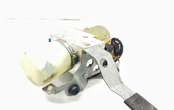 Mercedes-Benz SLK R170 Convertible roof hydraulic pump A1708000030