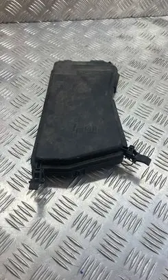 Mercedes-Benz E W212 Fuse box cover A2125400382