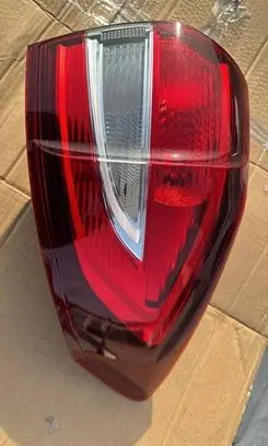 Ford C-MAX II Rear/tail lights F1CB13404BE
