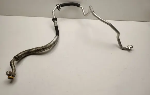 Mercedes-Benz C W204 Air conditioning (A/C) pipe/hose A2048303215