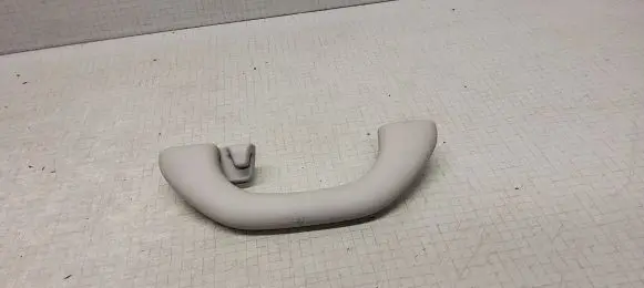 Skoda Octavia Mk2 (1Z) Rear interior roof grab handle 6Y0857607E