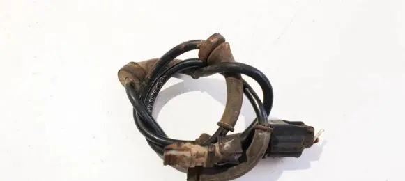 Dacia Logan I ABS brake wheel speed sensor 8200419177