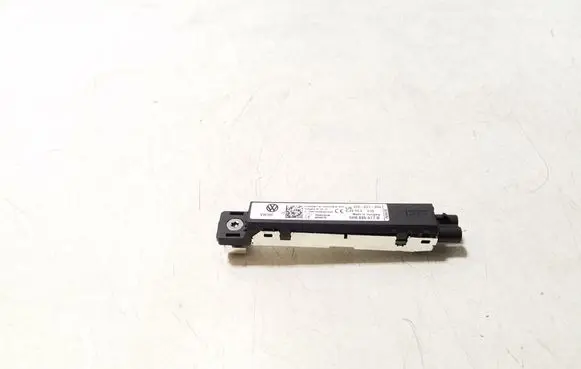 Volkswagen Golf VIII Aerial antenna amplifier 5H6035577B