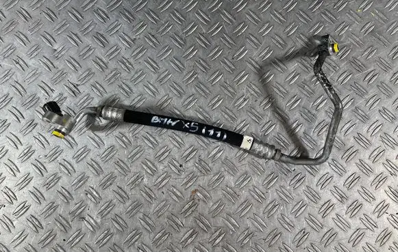 BMW X5 E53 Air conditioning (A/C) pipe/hose 6918903