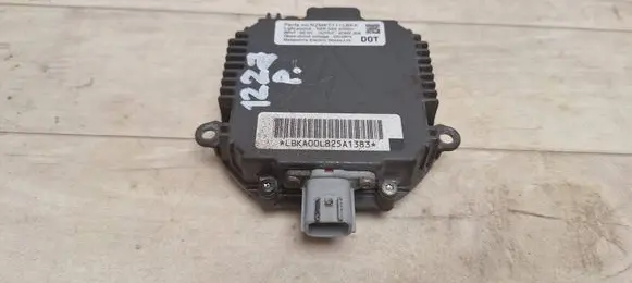 Mazda CX-7 Headlight ballast module Xenon NZMKT111LBKA D2RD2S2000MY
