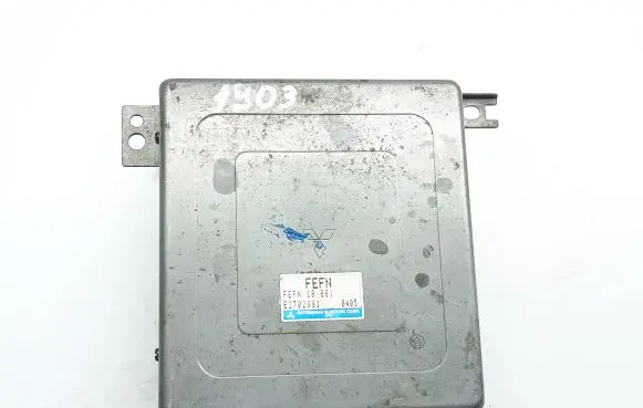 Mazda 626 Engine control unit/module E2T02881