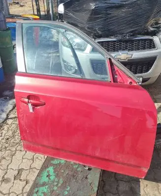 BMW X3 E83 Front door