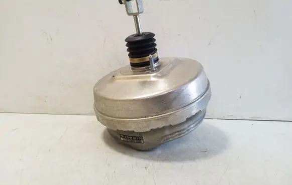 Mercedes-Benz CLS C218 X218 Brake booster A2124301430