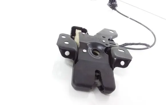 Jaguar S-Type Tailgate/trunk/boot lock/catch/latch 5382763