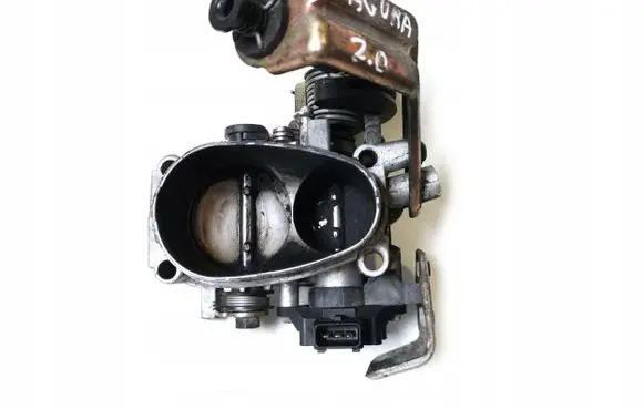 Renault Laguna I Throttle valve 71409404