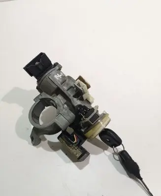 Mitsubishi Pajero Ignition lock