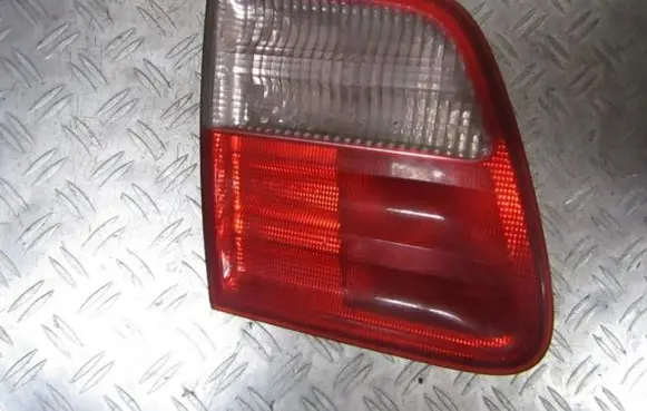 Mercedes-Benz E W210 Tailgate rear/tail lights a2108205964