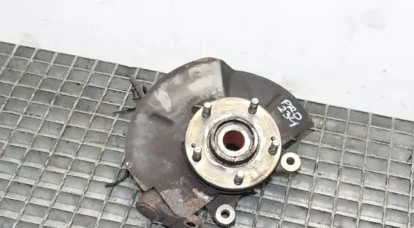 Hyundai ix35 Front wheel hub