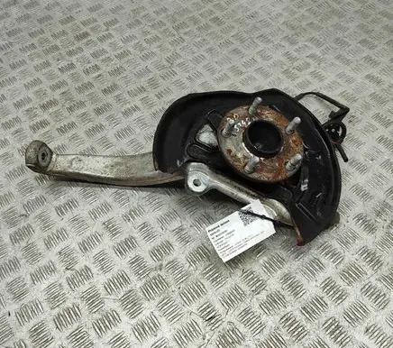 Lexus IS III XE30 Front wheel hub 4320153010
