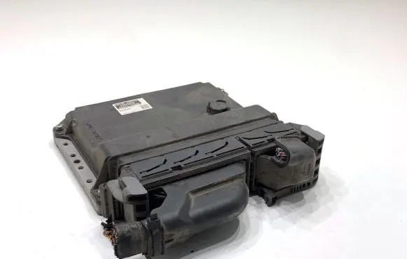 Lexus CT 200H Engine control unit/module ECU 8966176030