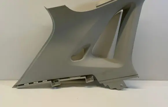 (D)pillar trim (top)