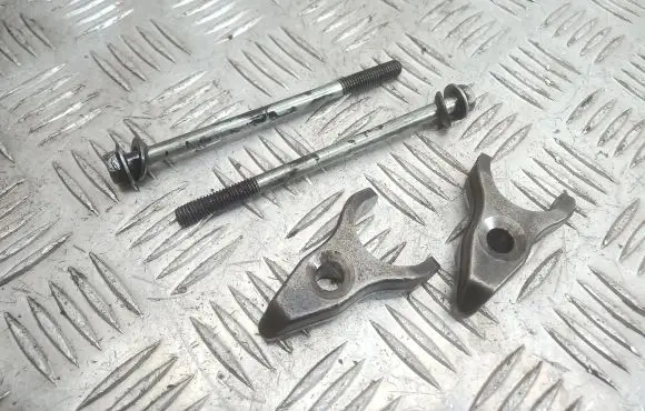 Toyota Corolla Verso E121 Fuel Injector clamp holder