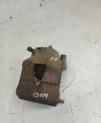 Volkswagen Polo IV 9N3 Front brake caliper