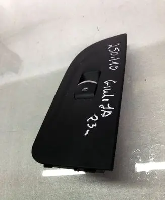 Alfa Romeo Giulia Electric window control switch 01561494110
