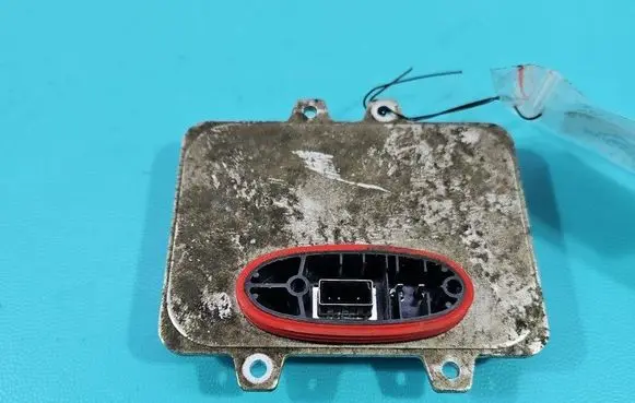 Volkswagen Tiguan Headlight ballast module Xenon 5DV009000-00 IMPRK1526666