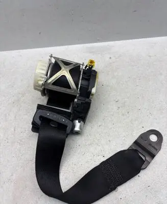 Mercedes-Benz R AMG W251 Rear seatbelt A2518600685 9C94 040708