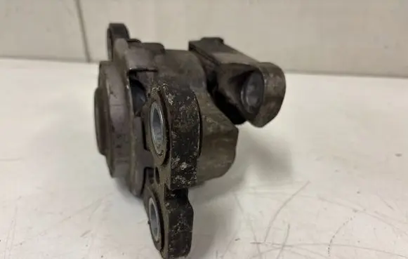 Volvo S80 Gearbox mount 8090M03