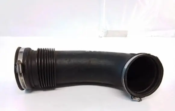 BMW 6 E63 E64 Air intake duct part 7521024 7525718 10991213